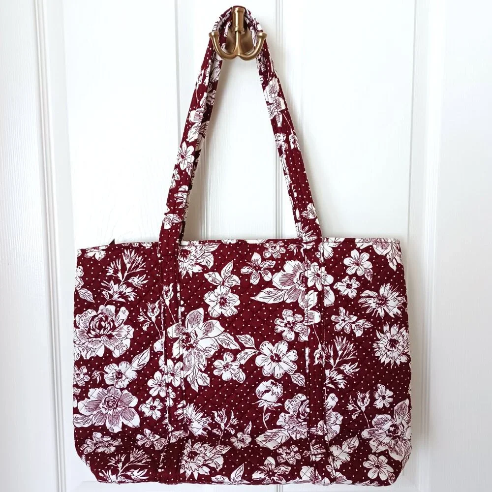 Vera Bradley Tote NEW Maroon / White Rain Garden Cotton Full Zipper Closure - Picture 3 of 4